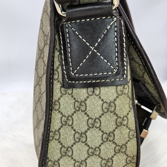 Gucci GM Messenger Bag - Picture 7 of 17